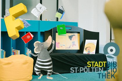 Mios Büchermäuse in der Stadtbibliothek