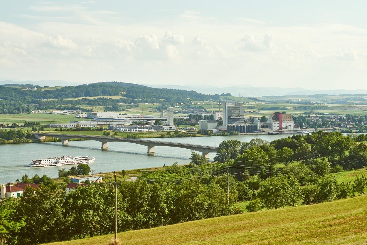 Pöchlarn mit Donaubrücke