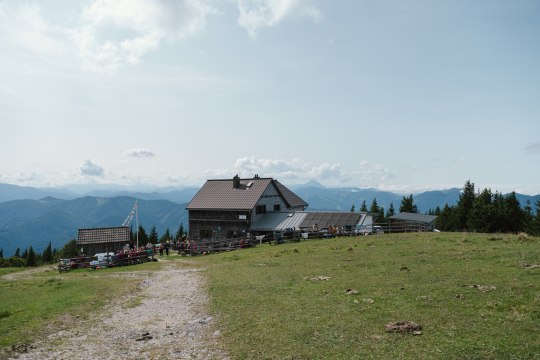 Blick auf das Schutzhaus Reisalpe, &copy; Diana Bachler