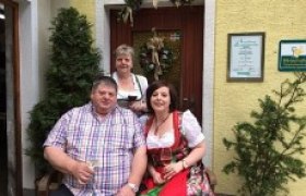 Familie Steiner, &copy; Waldheuriger Steiner