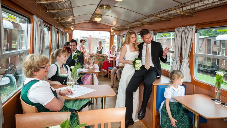 Heiraten in der Mariazellerbahn, © NÖVOG/Citronenrot