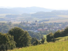 Aussicht auf B&ouml;heimkirchen vom Kronberg, &copy; Mostviertel