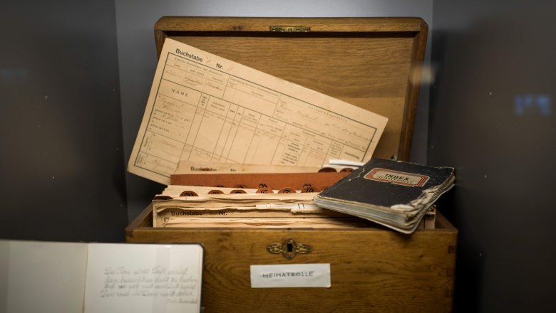 Wooden box with documents in the Erlauf Peace Museum.