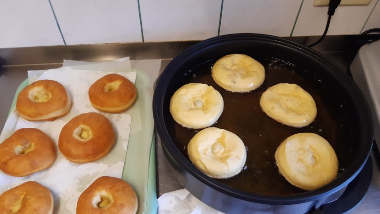 Farmer's doughnuts, &copy; Familie Helm