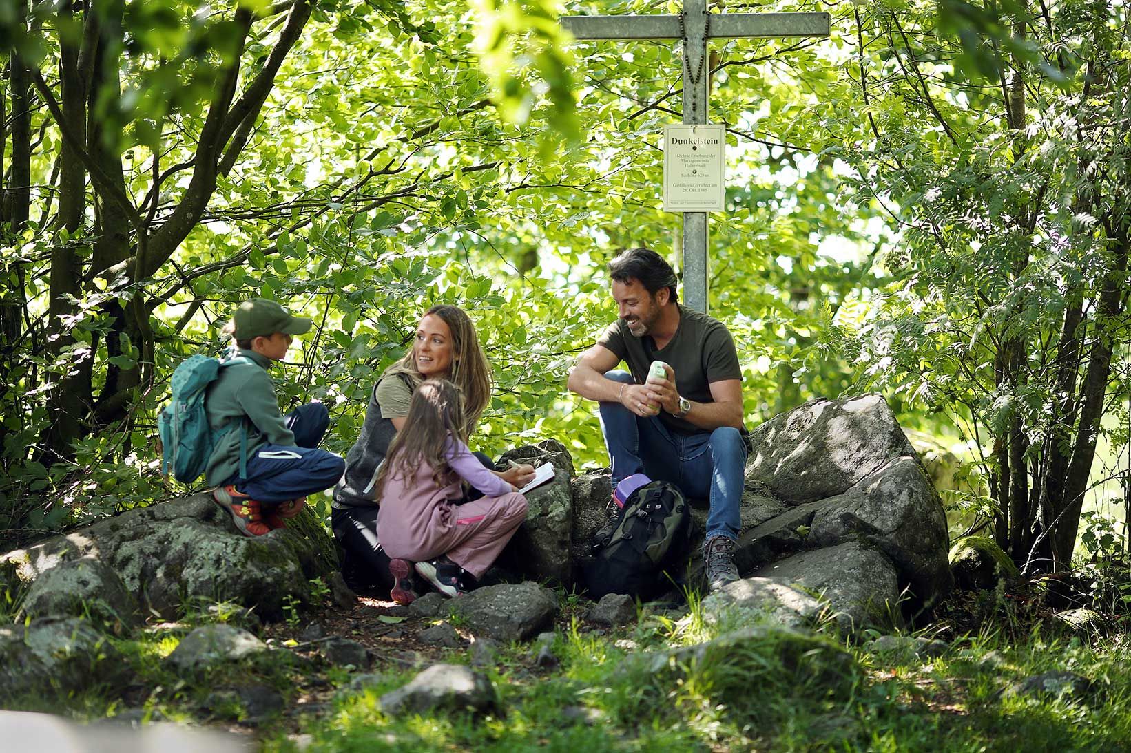 Wanderrast am Dunkelstein