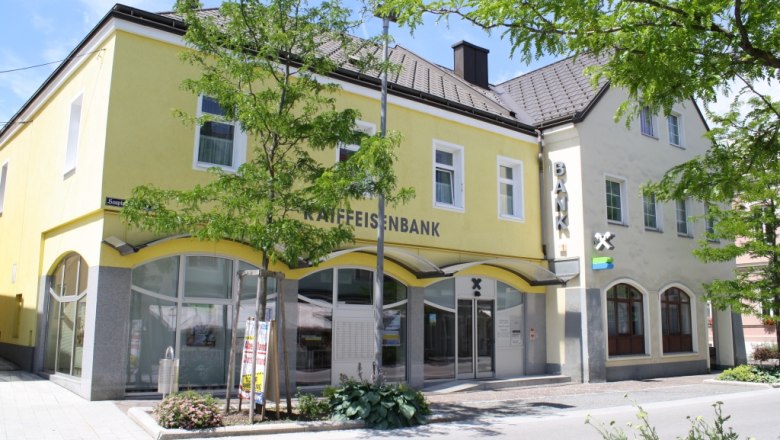 Hainfeld branch, &copy; Raiffeisenbank Traisen-G&ouml;lsental