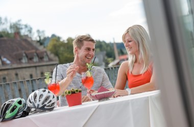 Delicious refreshments for the cyclist's palate., © schwarz-koenig.at