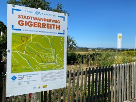 Eine durchg&auml;ngige Beschilderung zeigt den Weg, &copy; Stadtmarketing Amstetten
