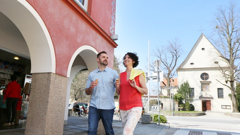 Eissalon Reschinsky, &copy; schwarz-koenig.at