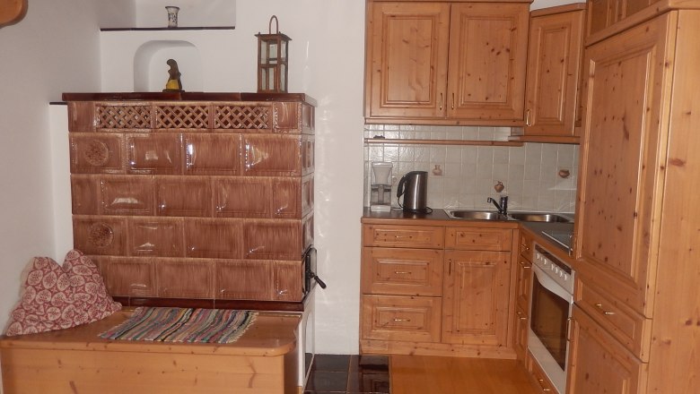 House, &copy; Lassingbauer