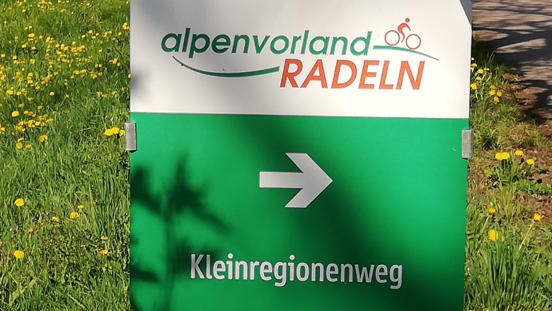 Radeln vor der Haust&uuml;r, &copy; Landhof Lydia