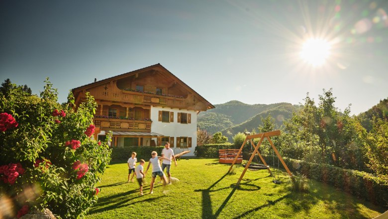 Dwarf farm, &copy; Michael Liebert