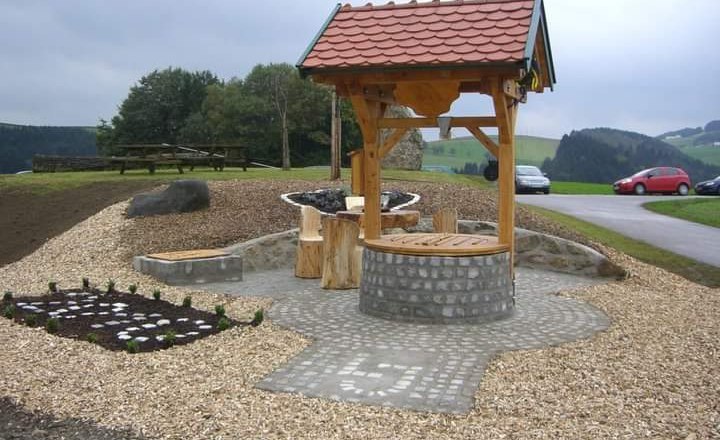 Neustadtl/Danube cider fountain, &copy; Landjugend Neustadtl