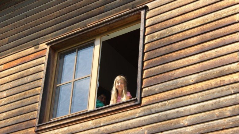 Window peepers at the Kirchau vacation farm, &copy; Ferienhof Kirchau