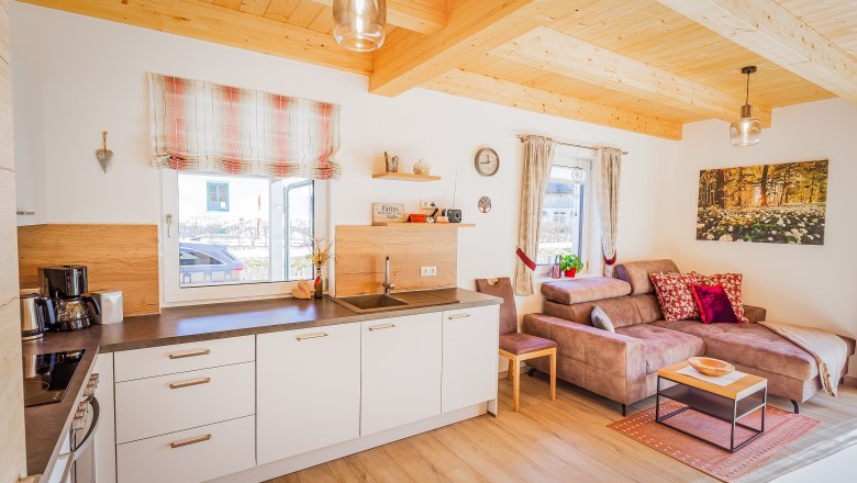 Red vacation apartment - living area, &copy; Ludwig Fahrnberger