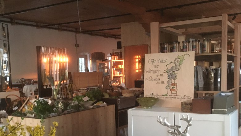 The market hall, &copy; Mildwild