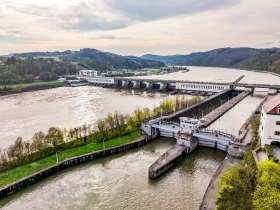 Besucherkraftwerk Ybbs-Persenbeug Luftaufnahme, &copy; Robert Herbst