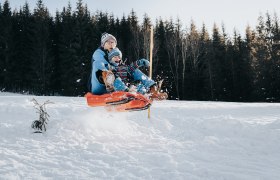 Fun in the snow, © Demolsky