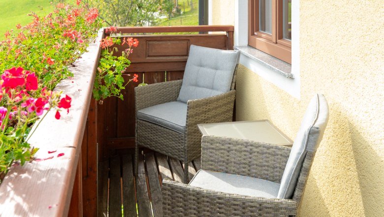 Balcony with wonderful view, FW 1, © Grasberger