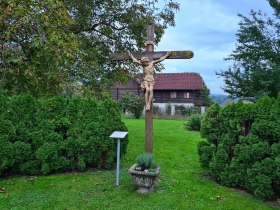 Kreuz im Pfarrgarten, © Andreas Aigner