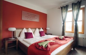 Pihringer's Moststub'n, &copy; Moststra&szlig;e, dochbodnliacht