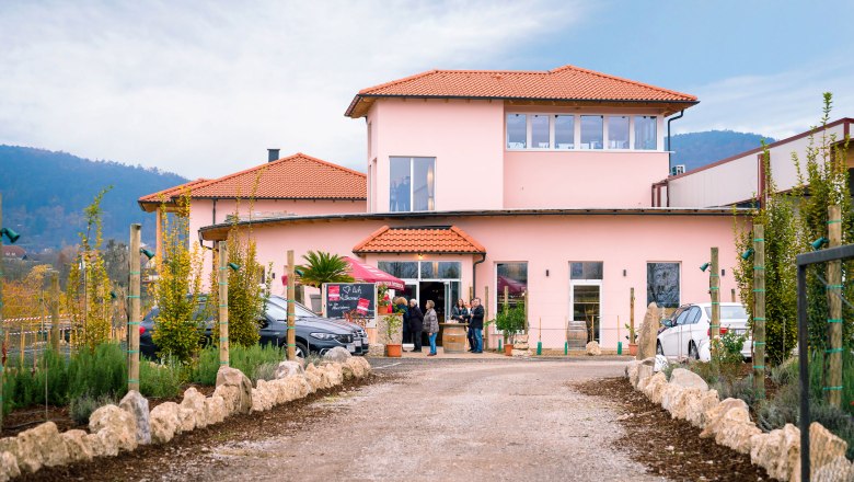 Store Obsthof & Weingut Altenriederer, &copy; Egon Fischer