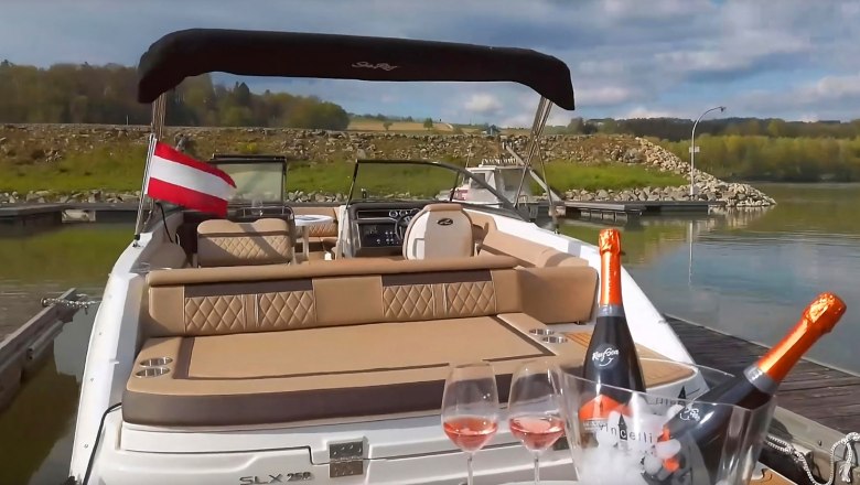 Auf Bootstour auf der Donau, &copy; Attack Werbeagentur (www.attack.at)