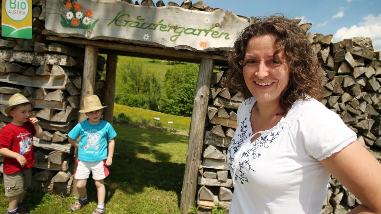 Martha Weber gives a tour of her herb garden, &copy; weinfranz.at