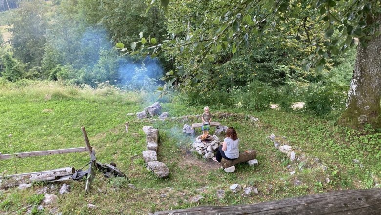 Holzknechthuette_Lagerfeuerplatz, © Johannes Hoyos
