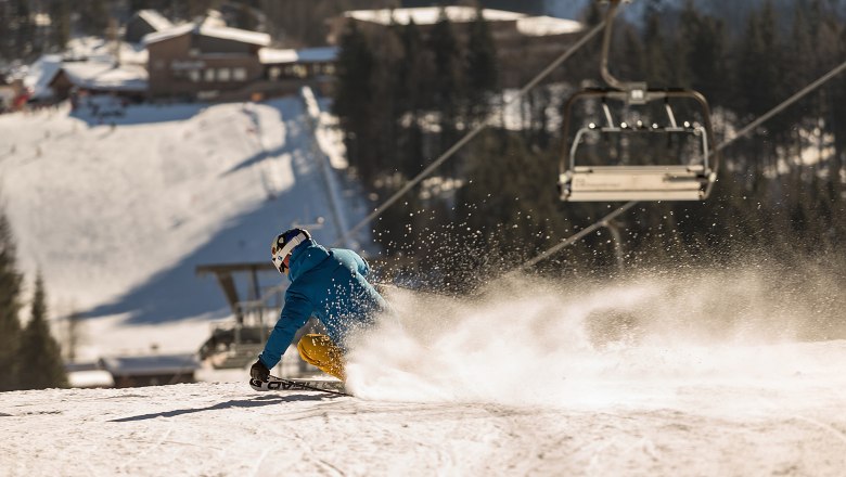 Auf der Matthias Zdarsky Rennstrecke das Können beweisen, © Martin Fülöp