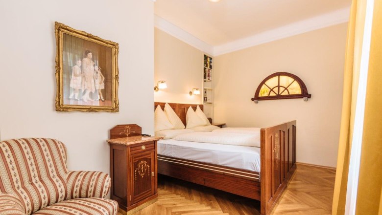 Rooms at the Hotel Drei Hasen, &copy; Rudy Dellinger