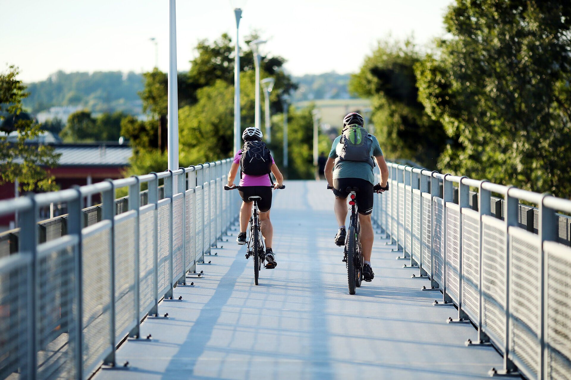 Radfahren, Erlauftalradweg, Paar, Brücke