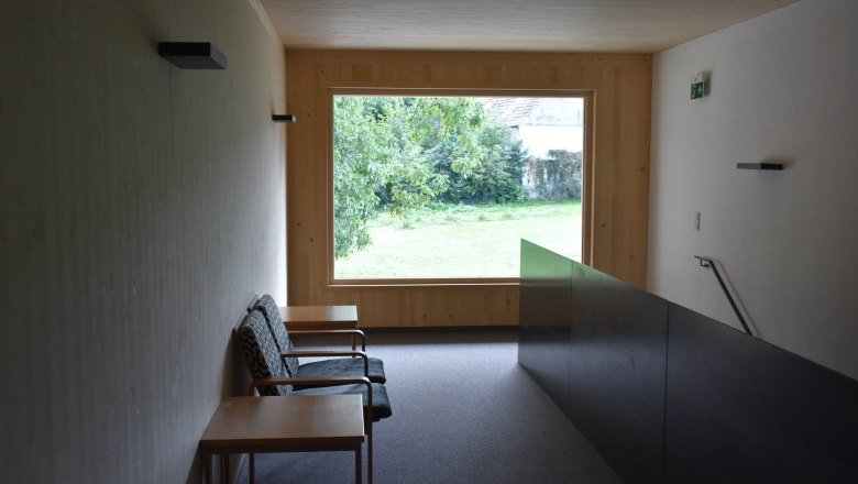 stiegenhaus-oben, &copy; Helmut Leonhartsberger