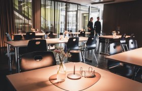 Theatercafe, &copy; Gerald Demolsky