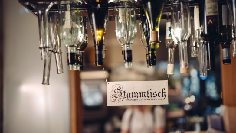 Perbersdorfer Heuriger & Hotel, © Moststraße, dochbodnliacht