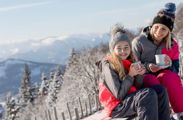 Basking in the sun in front of the Anna-Alm inn, &copy; schwarz-koenig.at
