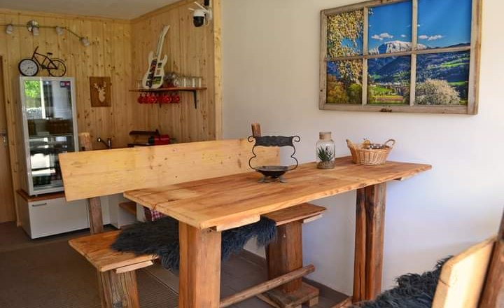 Heimberger farm store and bike rest, © Familie Heimberger