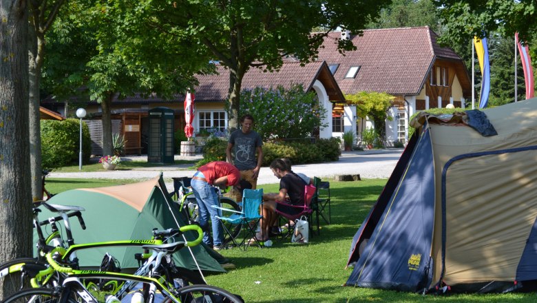 Bed & Bike at the campsite, &copy; KTech