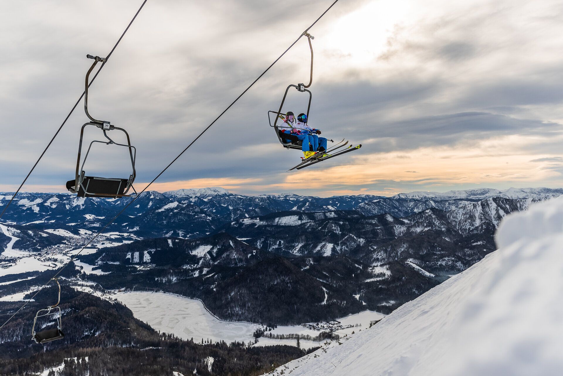 Skifahren auf der Gemeindealpe Mitterbach im Mariazellerland.