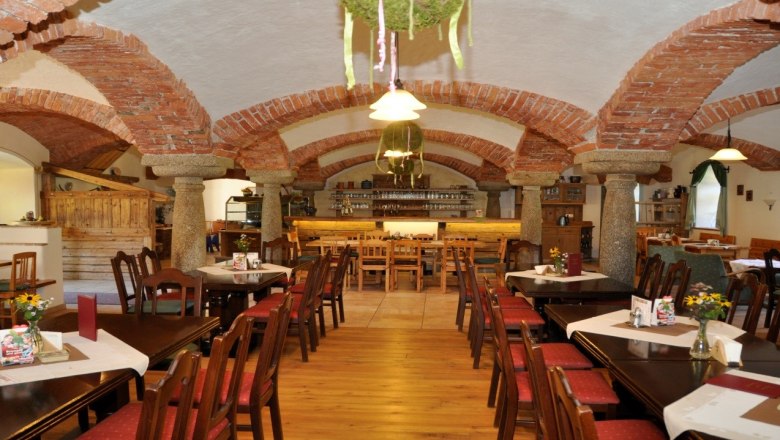 Mostbuschenschank Prollinger G'w&ouml;lb, &copy; Familie Helm