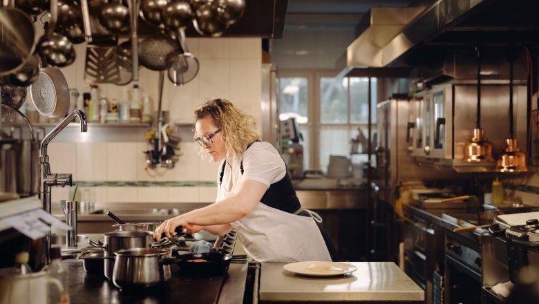 Perbersdorfer Heuriger & Hotel, © Moststraße, dochbodnliacht