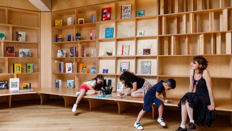 Library, © Max Kropitz